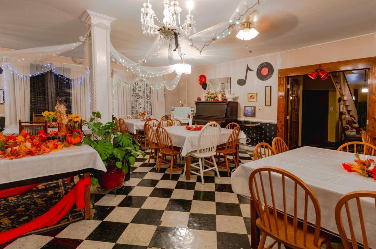 Armour'S Hotel & Spa Red Boiling Springs Екстериор снимка