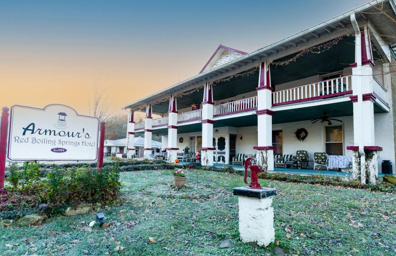 Armour'S Hotel & Spa Red Boiling Springs Екстериор снимка